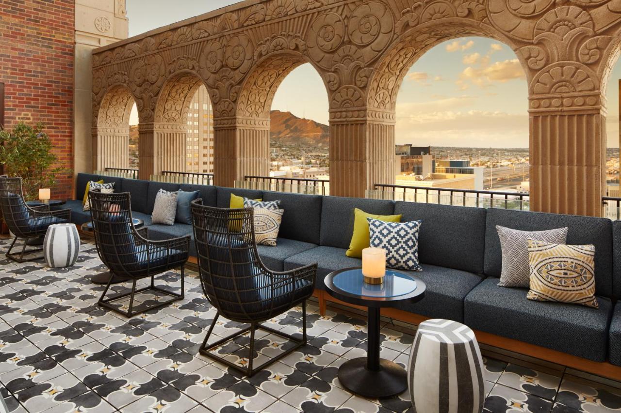 فندق ذا بلازا بايونير بارك إل باسو المظهر الخارجي الصورة The rooftop lounge at the Hotel Valencia